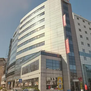 Hello Gara De Nord Boekarest