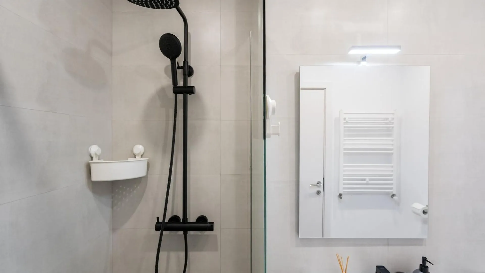Rares Den 1142, Free Parking, Panoramic View Apartment Bucharest