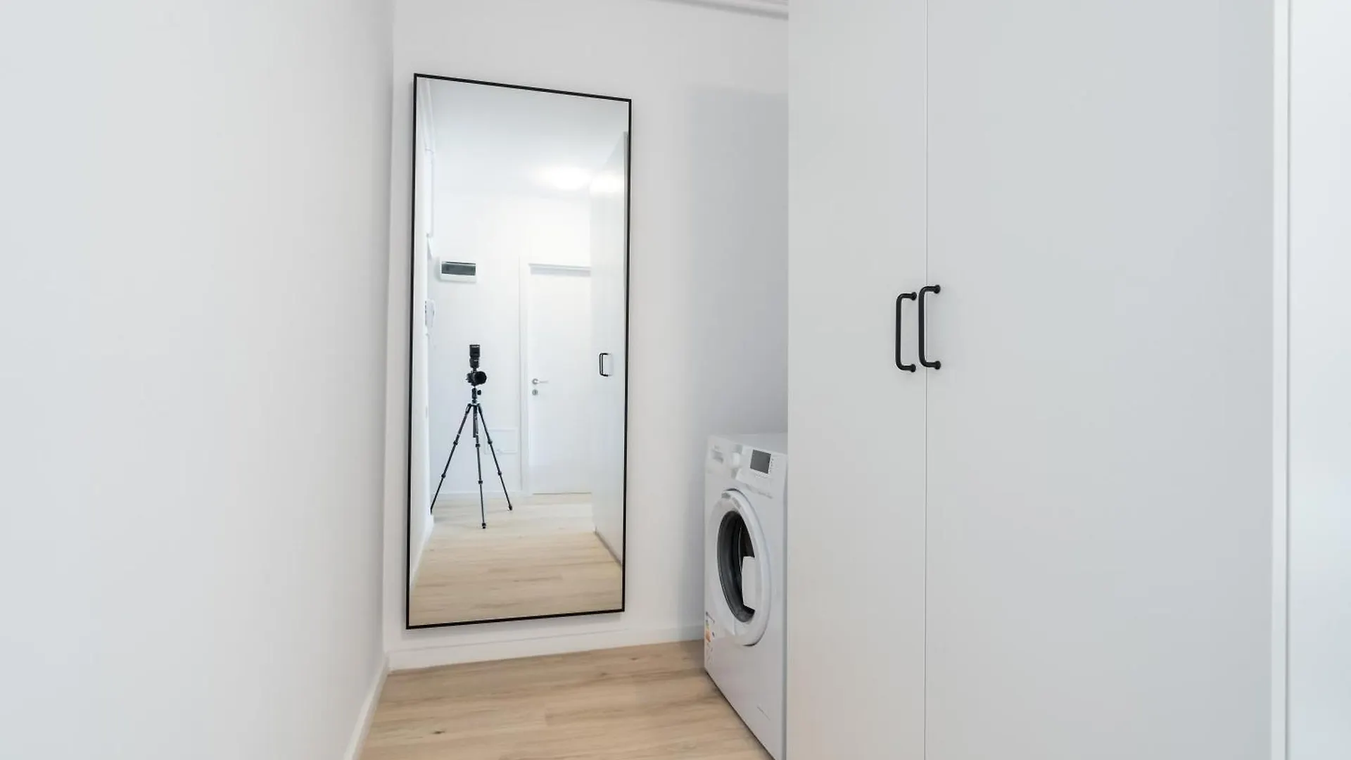 Rares Den 1142, Free Parking, Panoramic View Apartment Bucharest
